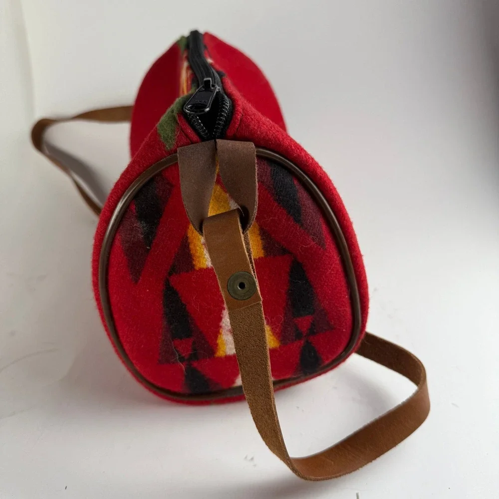 Pendleton Wool & Leather Red Geometric Native Zip Crossbody Bag YKK